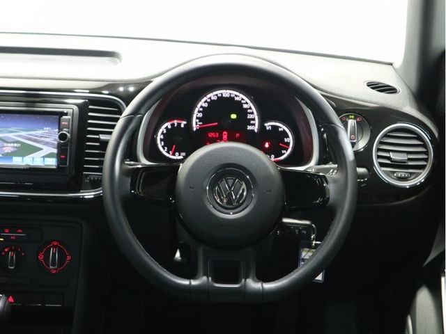 VolksWagen THE BEETLE 2013-09 21333-10