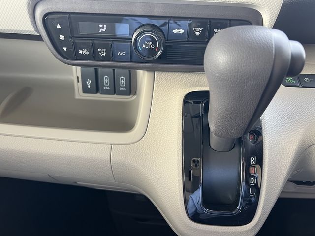 Honda N BOX 2018-11 189732-12