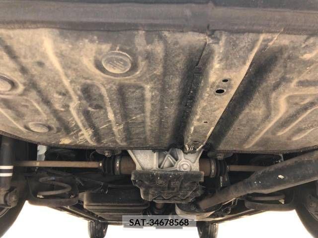 Toyota VOXY 2018-06 217280-19