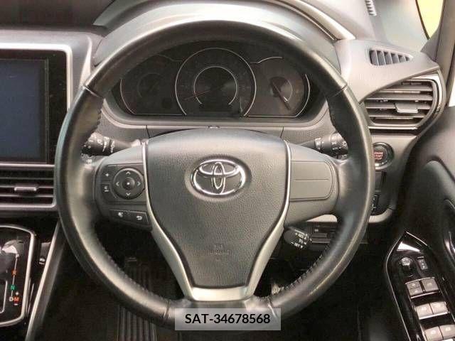 Toyota VOXY 2018-06 217280-12