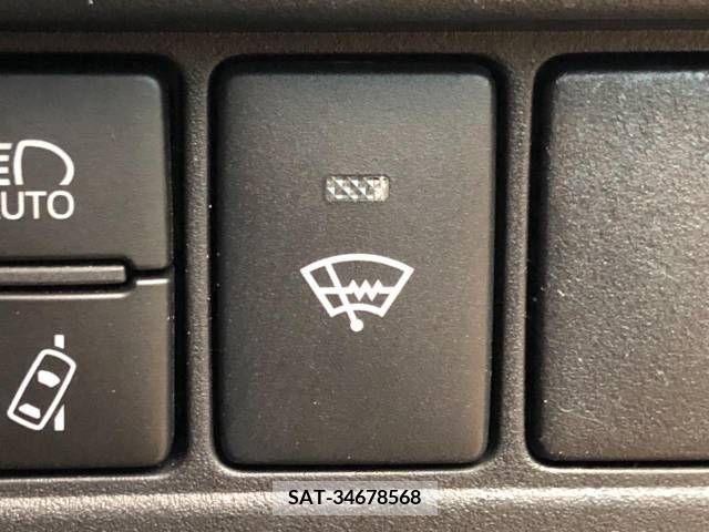 Toyota VOXY 2018-06 217280-4