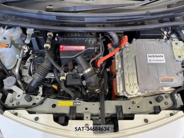 Nissan NOTE 2017-09 305411-18