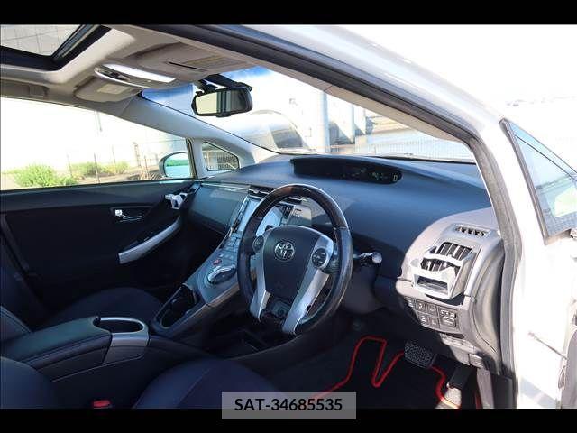 Toyota PRIUS 2014-07 387039-29