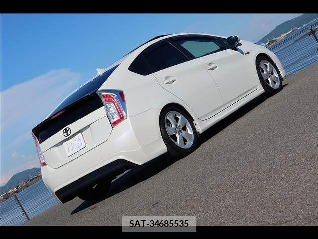 Toyota PRIUS 2014-07 387039-7