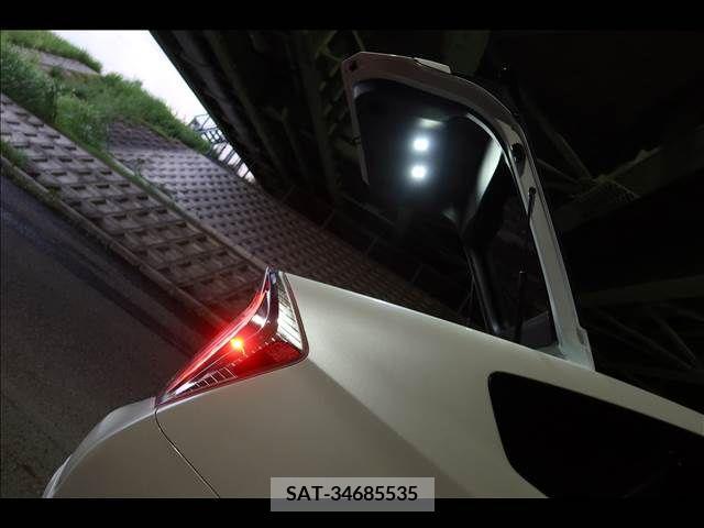 Toyota PRIUS 2014-07 387039-18