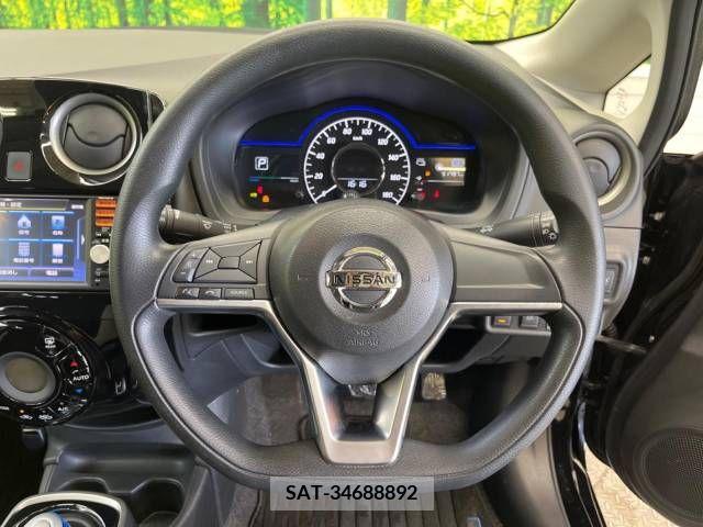 Nissan NOTE 2019-06 305476-4