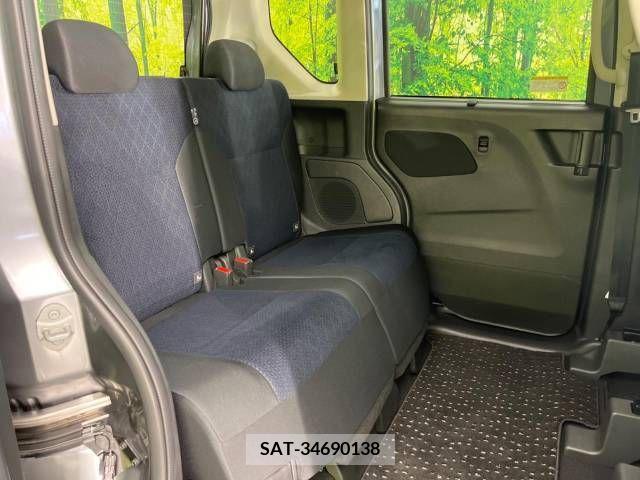 Nissan ROOX 2022-03 238921-9