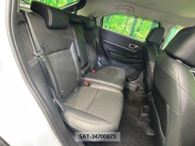 Honda VEZEL 2022-08 214586-9