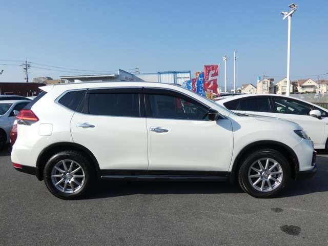 Nissan X-TRAIL 2017-01 182699-4