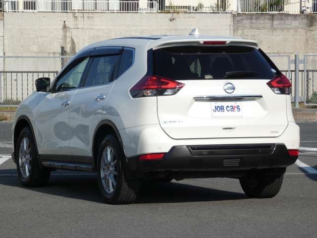 Nissan X-TRAIL 2017-01 182699-2