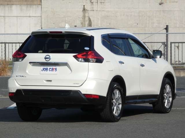 Nissan X-TRAIL 2017-01 182699-3