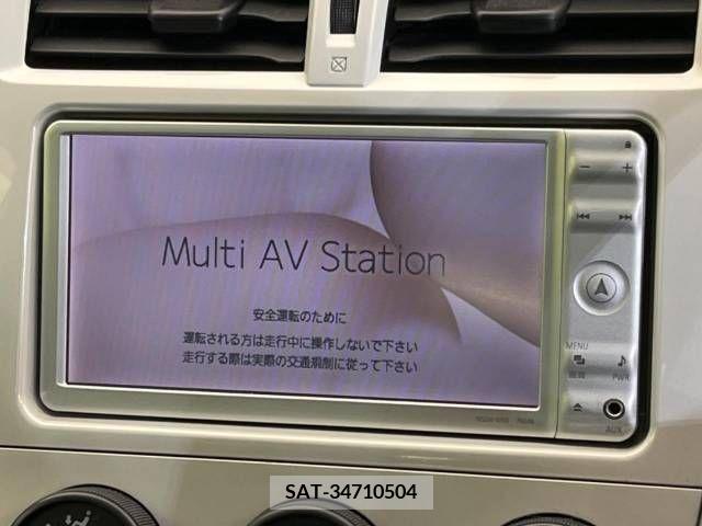 Toyota RACTIS 2011-03 327037-2