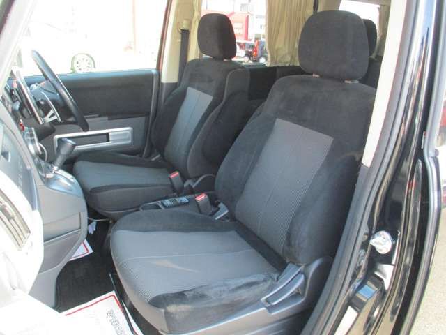 Mitsubishi DELICA D5 2009-02 16366-9