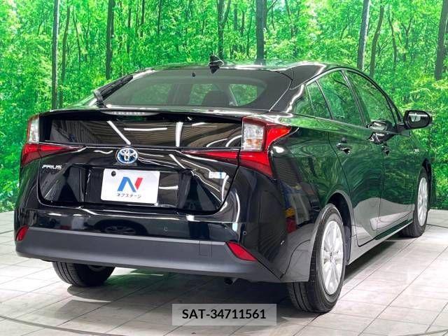 Toyota PRIUS 2019-04 283093-17