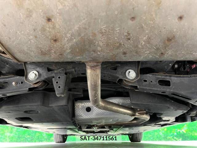 Toyota PRIUS 2019-04 283093-19