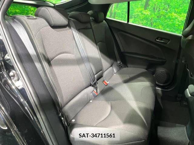 Toyota PRIUS 2019-04 283093-9