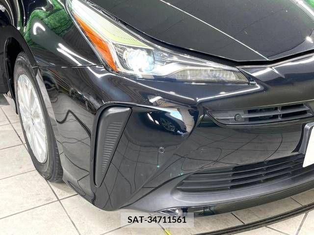 Toyota PRIUS 2019-04 283093-12