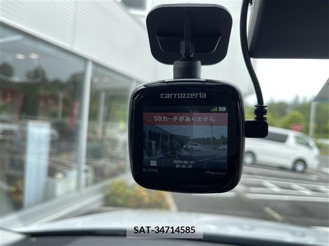 Audi A4 2015-06 317801-5