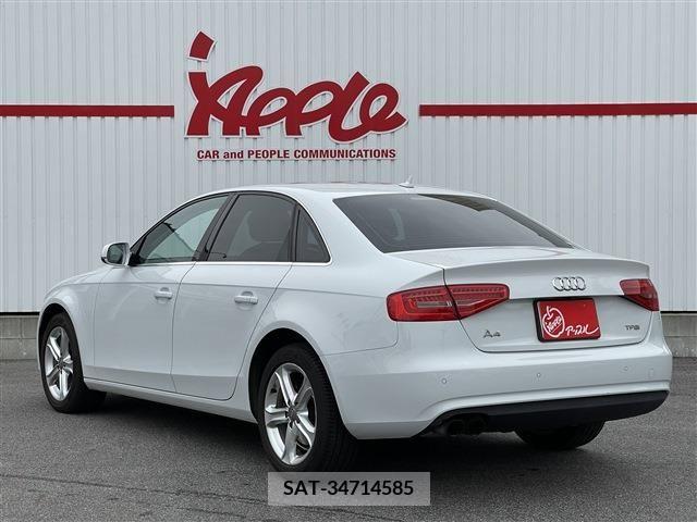 Audi A4 2015-06 317801-1
