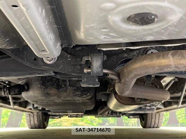 Toyota VELLFIRE 2015-07 216996-19