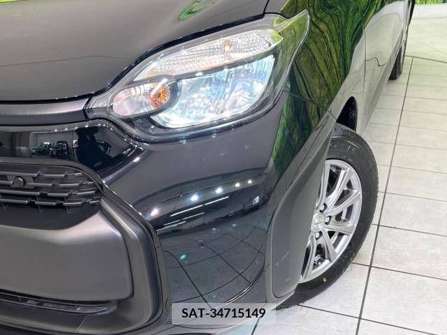 Toyota SIENTA 2022-12 230963-12
