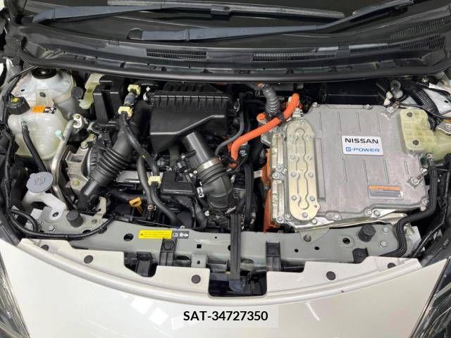 Nissan NOTE 2018-04 305434-18