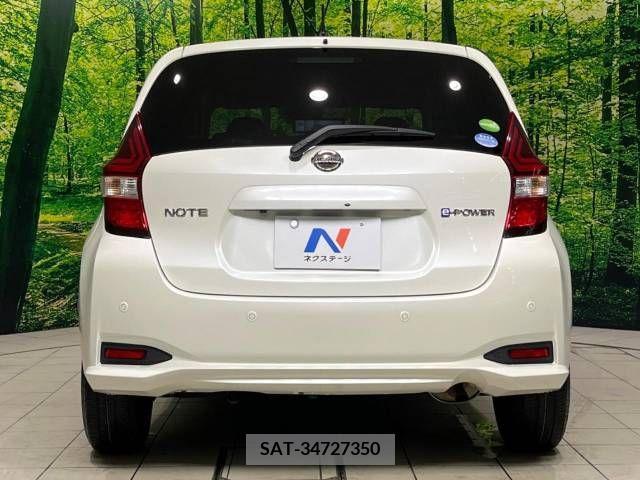 Nissan NOTE 2018-04 305434-15