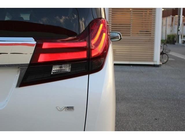 Toyota ALPHARD 2017-02 196348-11