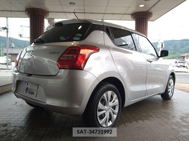 Suzuki SWIFT 2021-01 386629-21