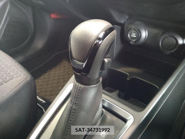 Suzuki SWIFT 2021-01 386629-11