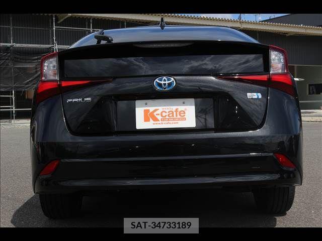 Toyota PRIUS 2021-06 352030-21