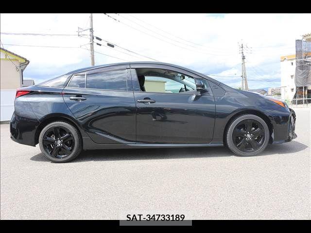 Toyota PRIUS 2021-06 352030-3