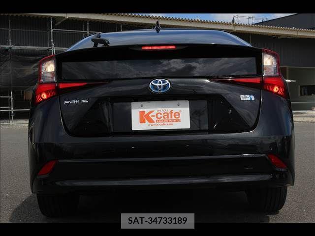 Toyota PRIUS 2021-06 352030-23
