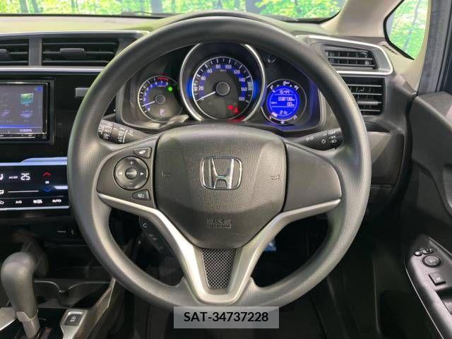 Honda FIT 2018-03 303812-11