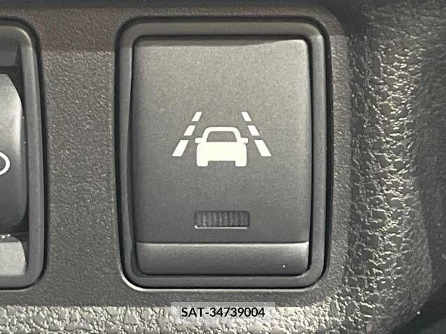 Nissan NOTE 2015-04 210858-7