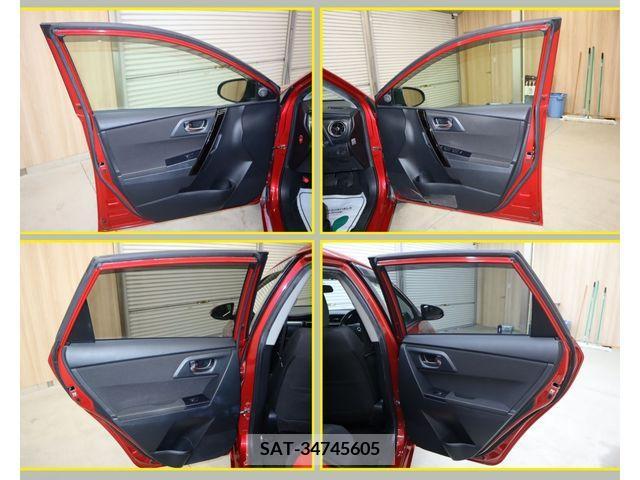 Toyota AURIS 2015-06 293042-27