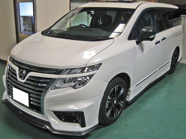 Nissan ELGRAND 2018-02 3304-2