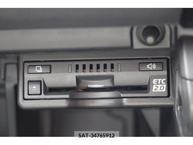Lexus UX 2018-11 388426-6