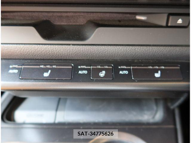 Lexus UX 2019-08 313541-12