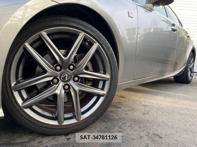 Lexus IS 2014-01 275413-12