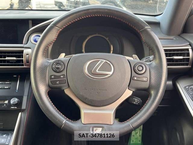 Lexus IS 2014-01 275413-11