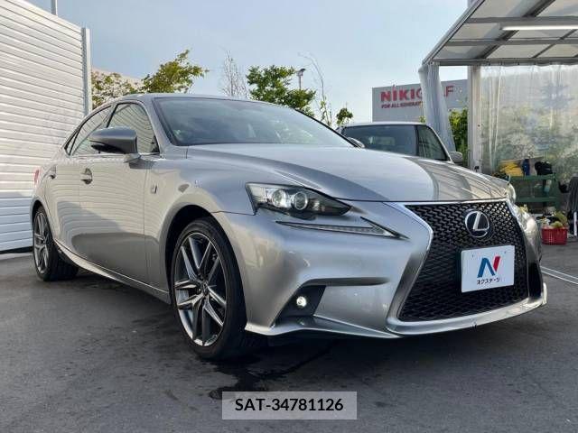 Lexus IS 2014-01 275413-16