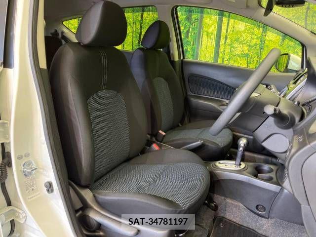 Nissan NOTE 2015-03 302373-8