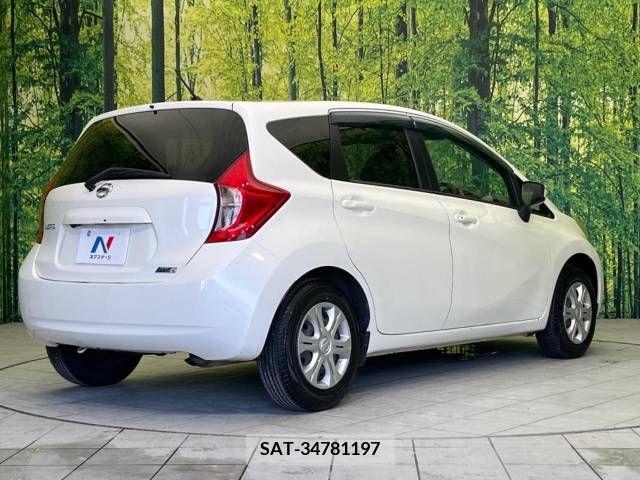 Nissan NOTE 2015-03 302373-17