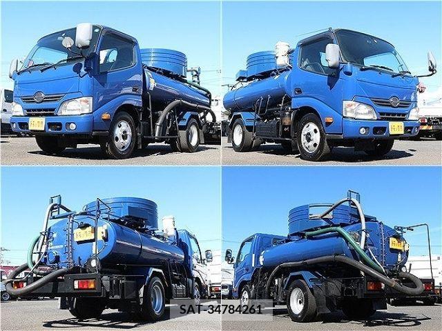 Hino DUTRO 2011-11 205111-1
