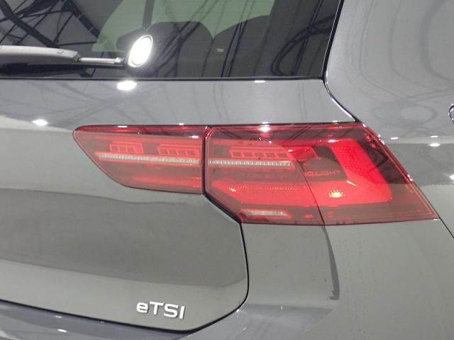 VolksWagen GOLF 2021-06 11352-14