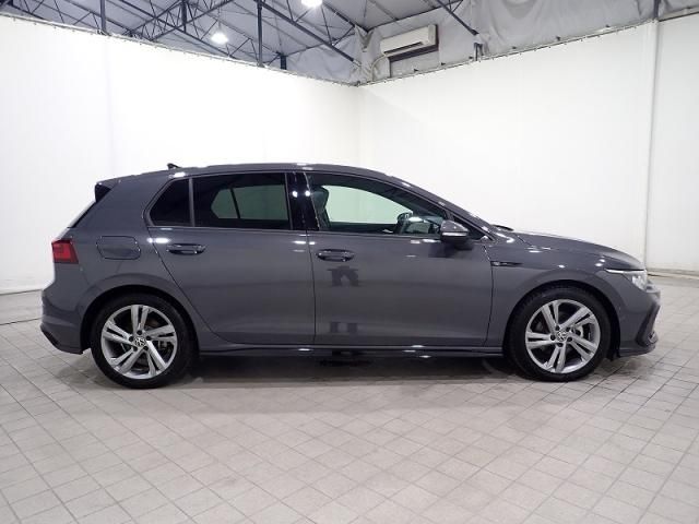 VolksWagen GOLF 2021-06 11352-5