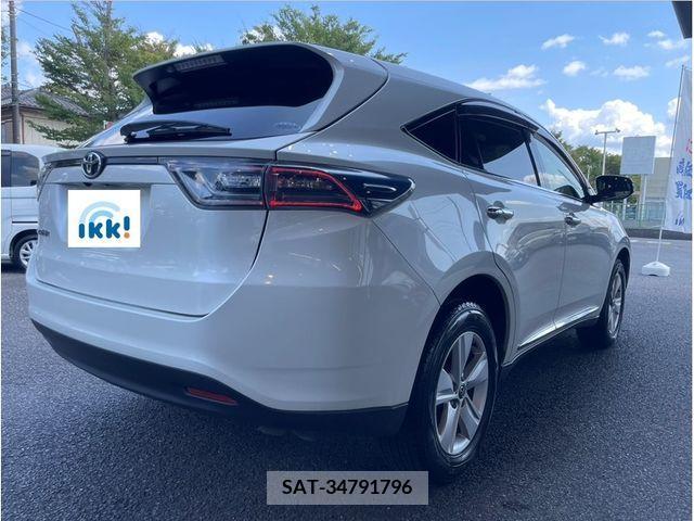 Toyota HARRIER 2015-11 360857-2