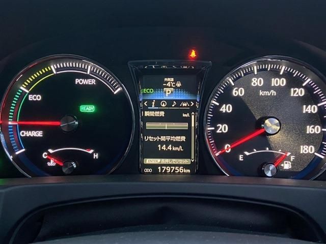 Toyota CROWN SEDAN 2016-10 187255-28