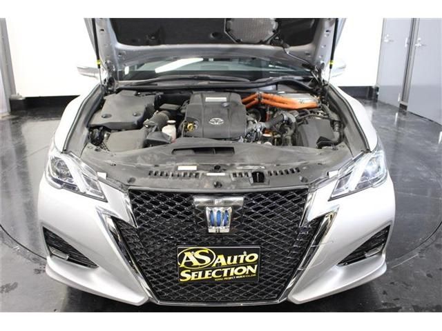 Toyota CROWN SEDAN 2016-10 187255-12